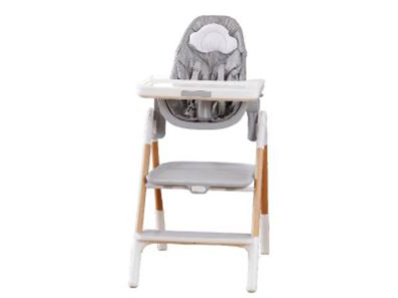 Skip hop sit to step highchair