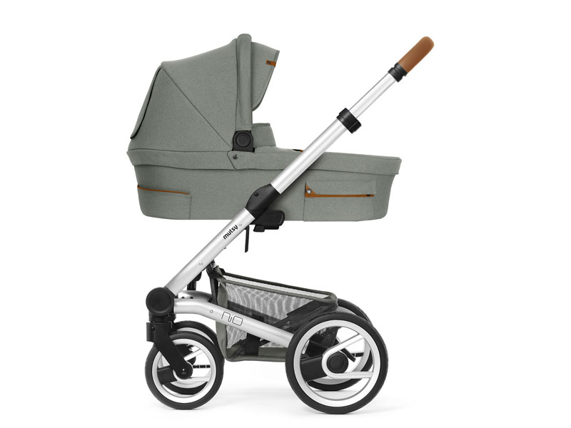 mutsy Nio inspire ecalyptus kinderwagen ( frame,reiswieg + zit met kap )Gratis voetenzak actie geldig tot 31/6/2021