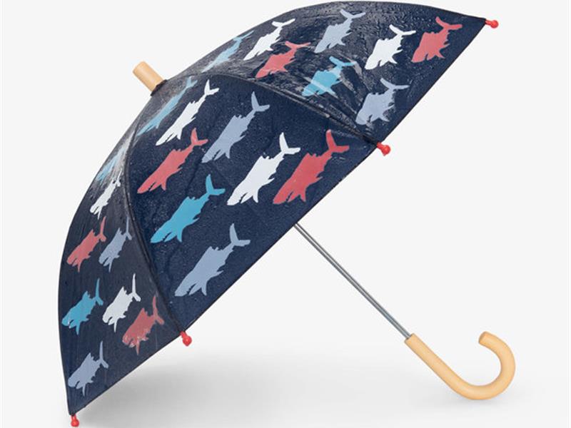 Hatley kids Paraplu haaien veranderd van kleur in de regen !