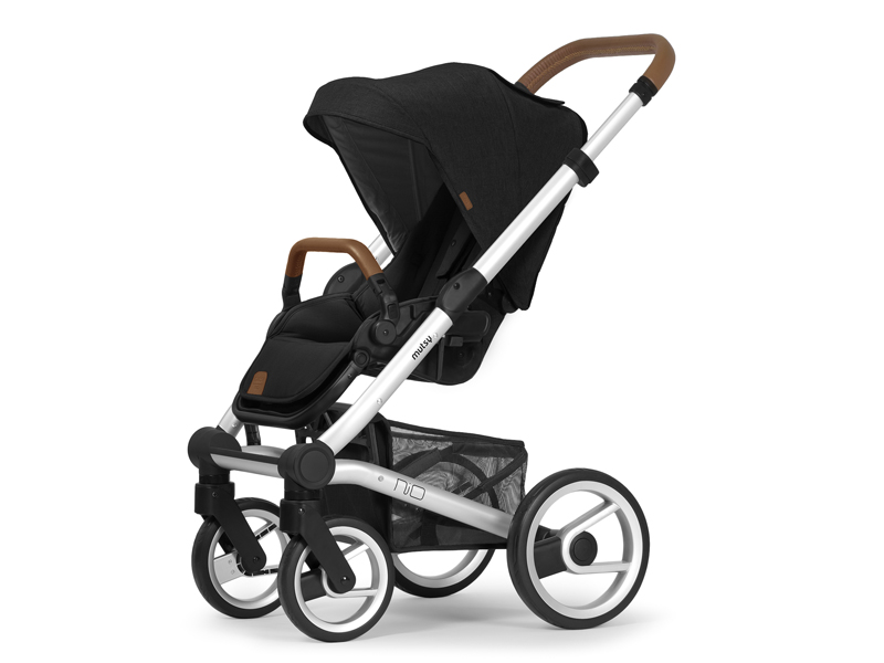 mutsy Nio north kinderwagen ( frame ,reiswieg + zit met kap ) Gratis voetenzak actie geldig tot 31/6/2021